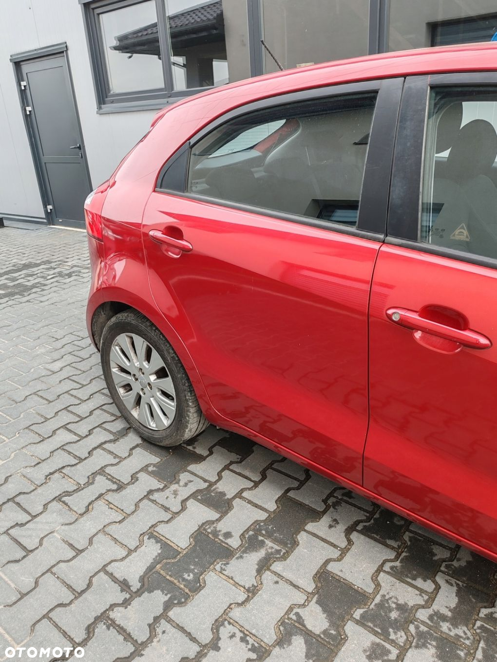 Drzwi prawe tył tylne kompletne Kia RIO III 11-17 BEG - 2