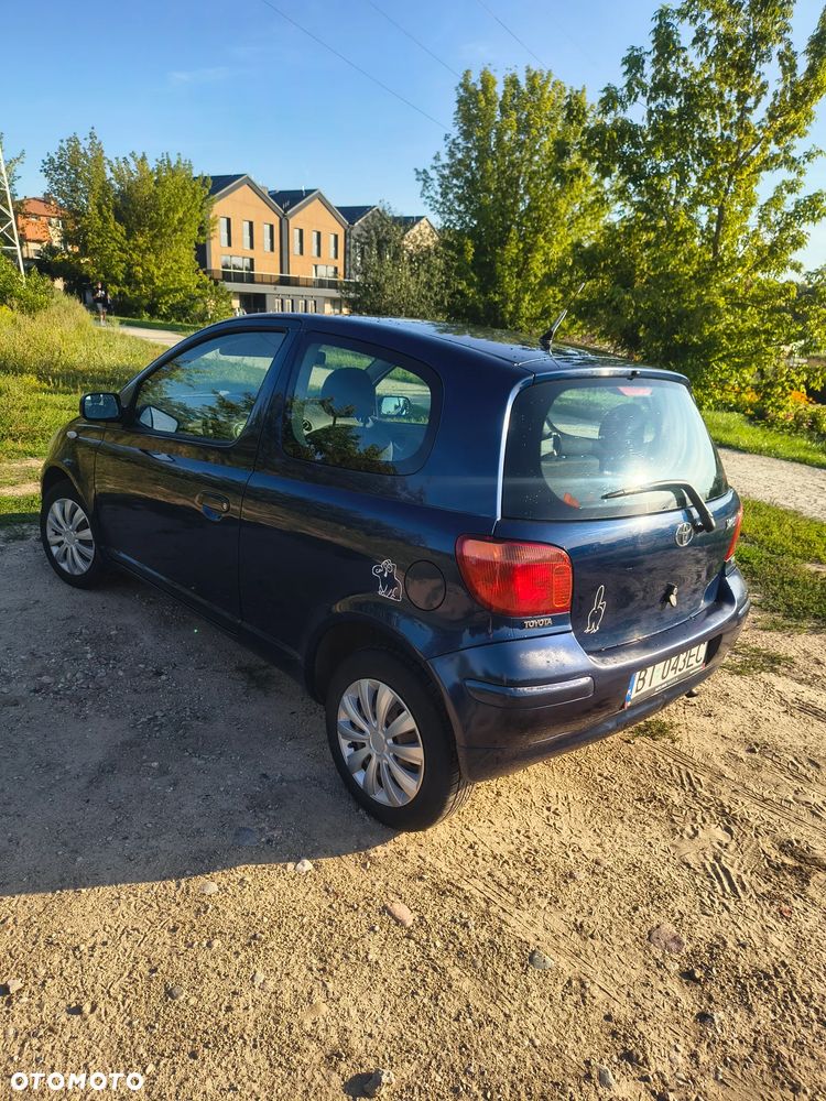 Toyota Yaris 1.0 Sol - 3