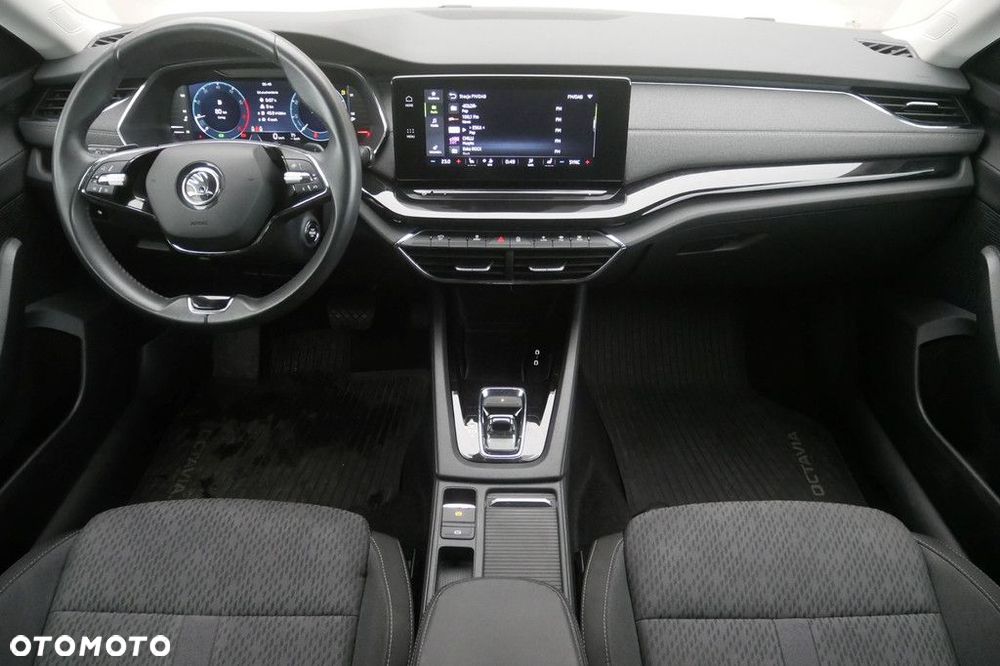 Skoda Octavia - 8