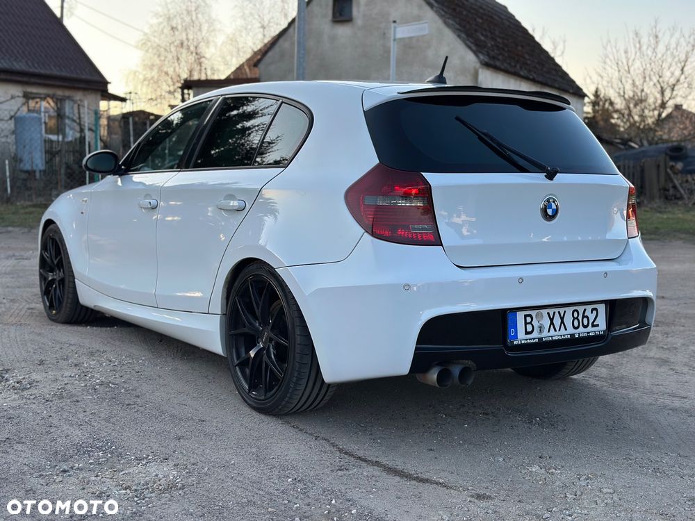 BMW Seria 1 123d DPF Edition Sport - 15