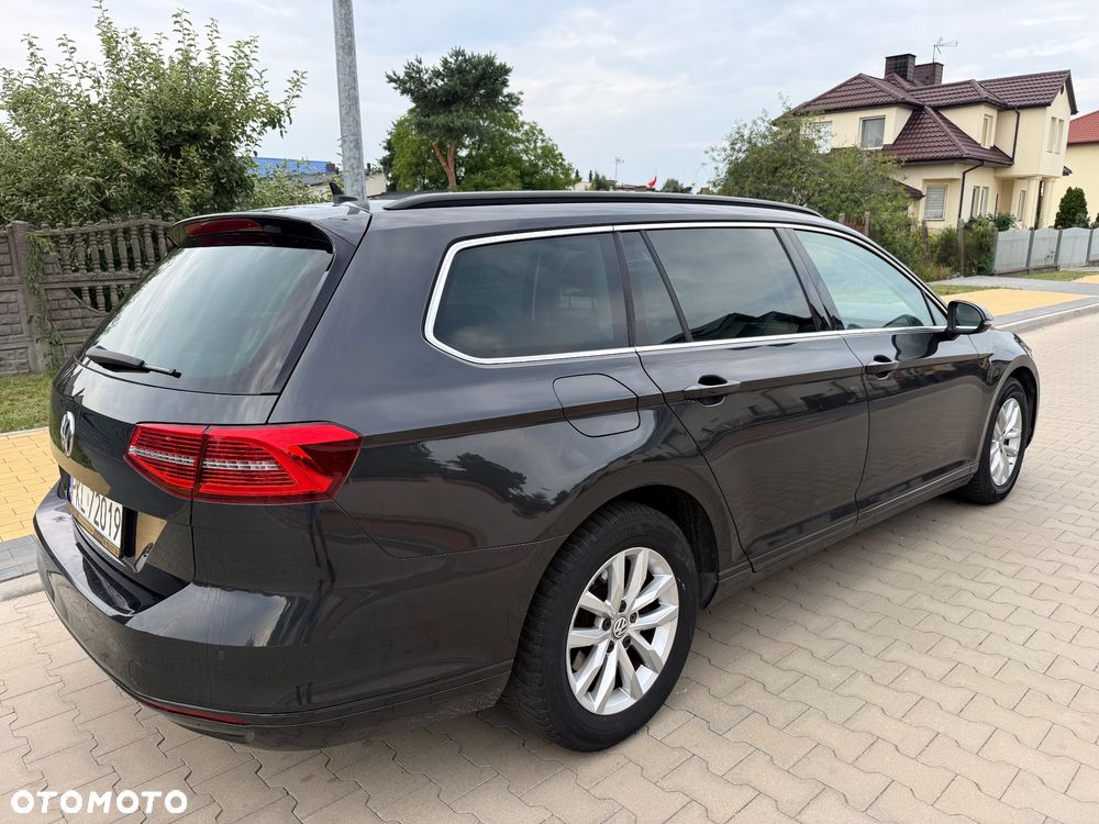 Volkswagen Passat 2.0 TDI (BlueMotion Technology) Comfortline - 8