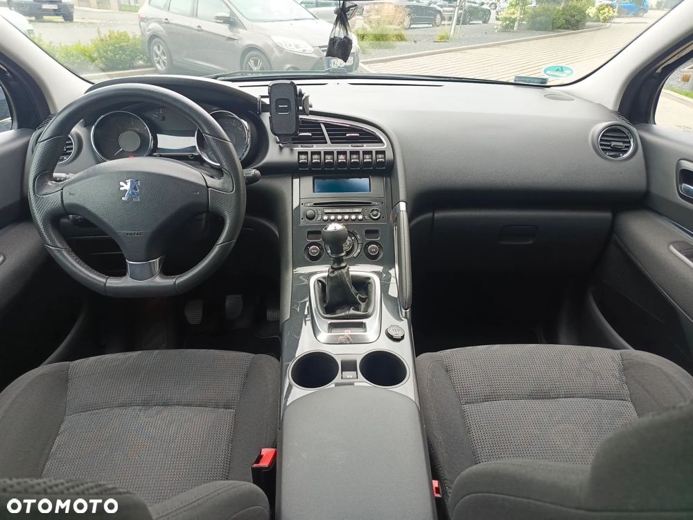 Peugeot 3008 1.6 HDi Premium - 12