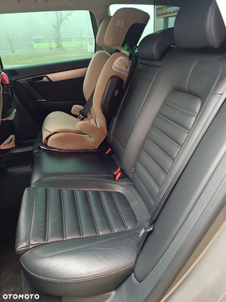 Volkswagen Passat - 6