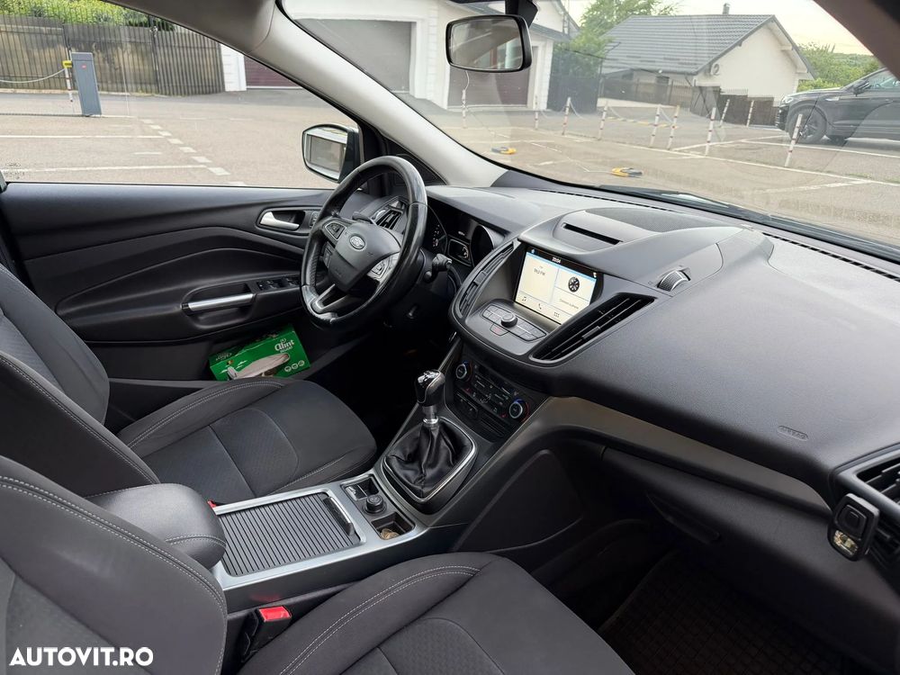Ford Kuga 2.0 TDCi 4WD Trend - 9