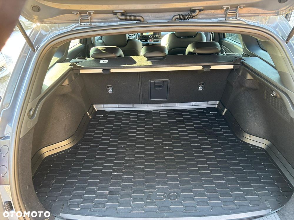 Hyundai i30 - 12