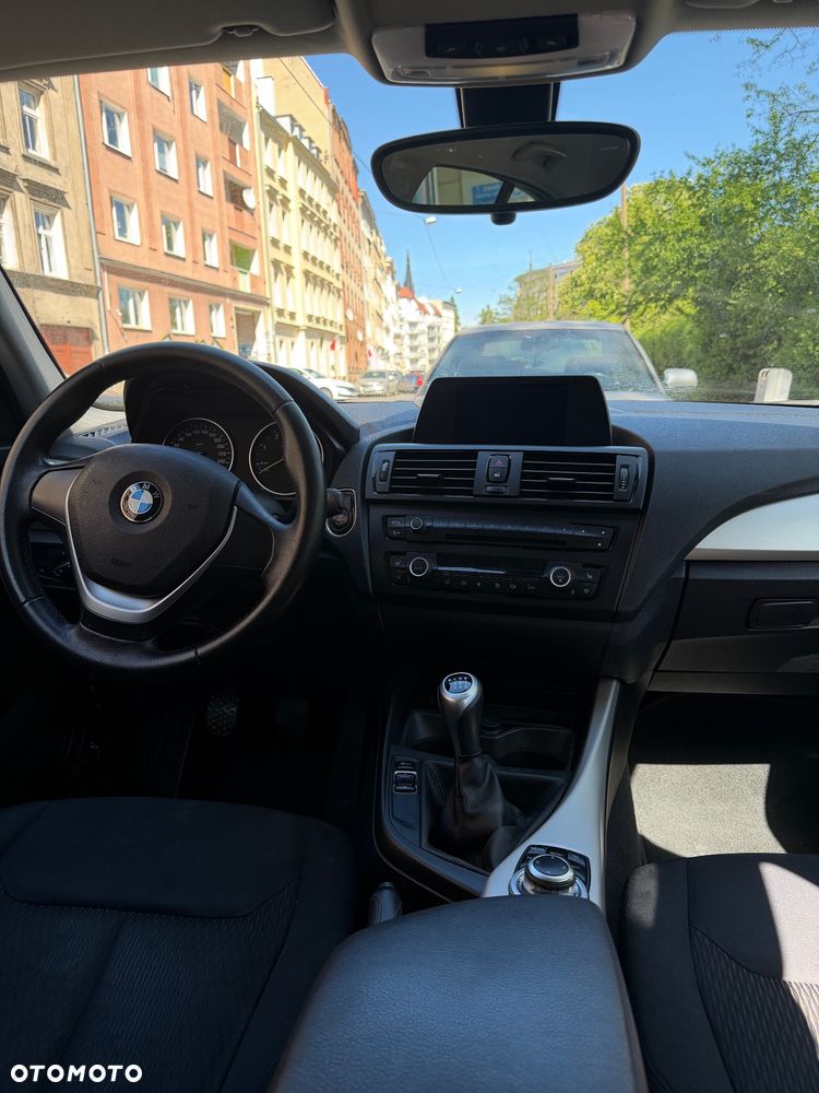 BMW Seria 1 118d - 8