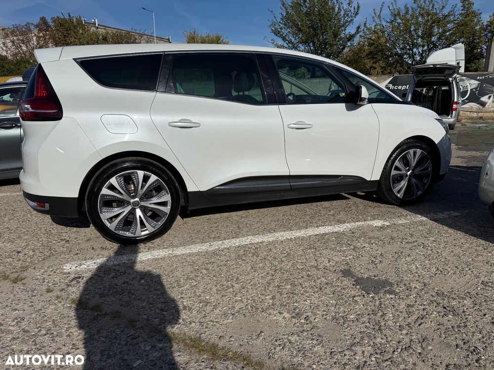 Renault Grand Scenic - 3