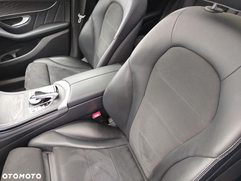 Mercedes-Benz GLC - 12