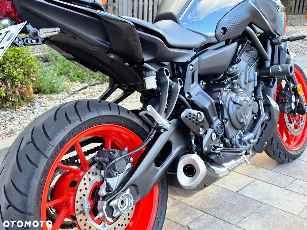 Yamaha MT - 16