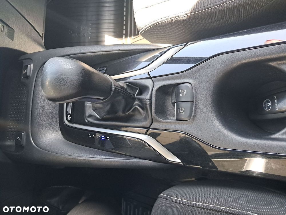 Toyota Corolla 1.8 Hybrid Comfort - 20