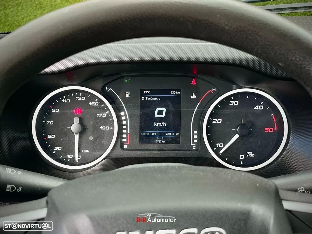 Iveco daily bascula trilateral - 21