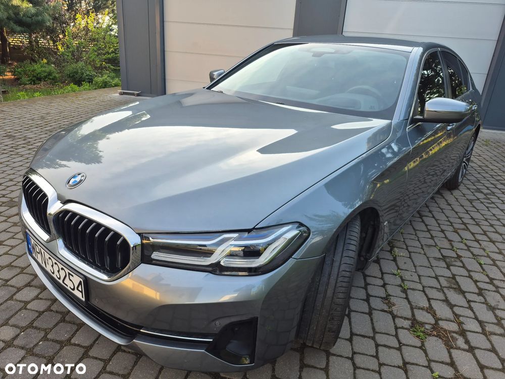 BMW Seria 5 520i Luxury Line sport - 24