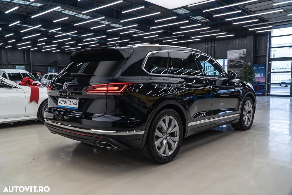 Volkswagen Touareg V6 TDI 4MOTION Elegance - 8