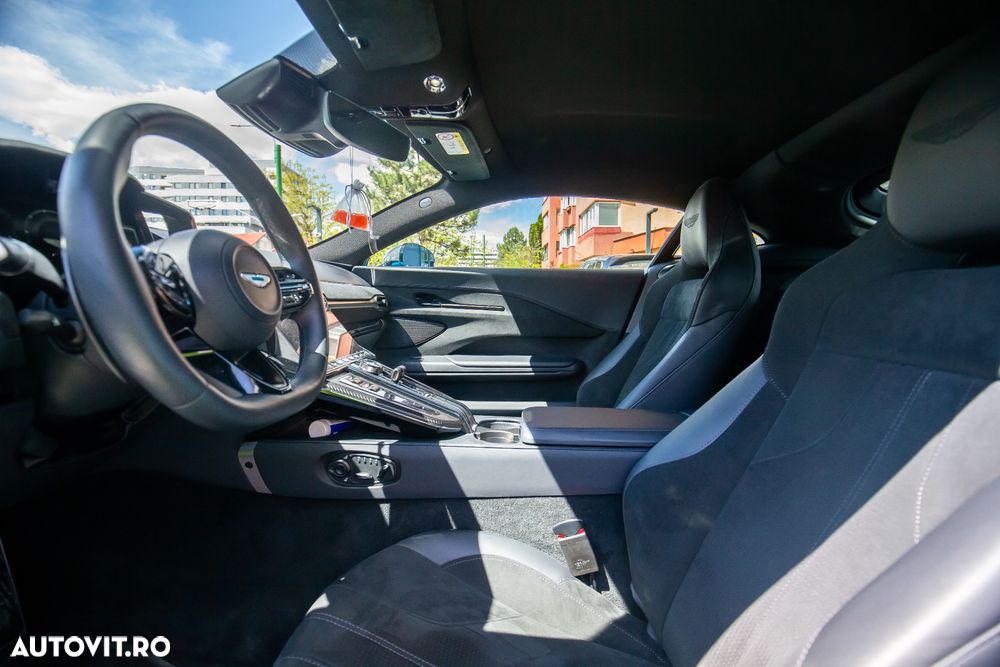 Aston Martin V8 Vantage Standard - 17