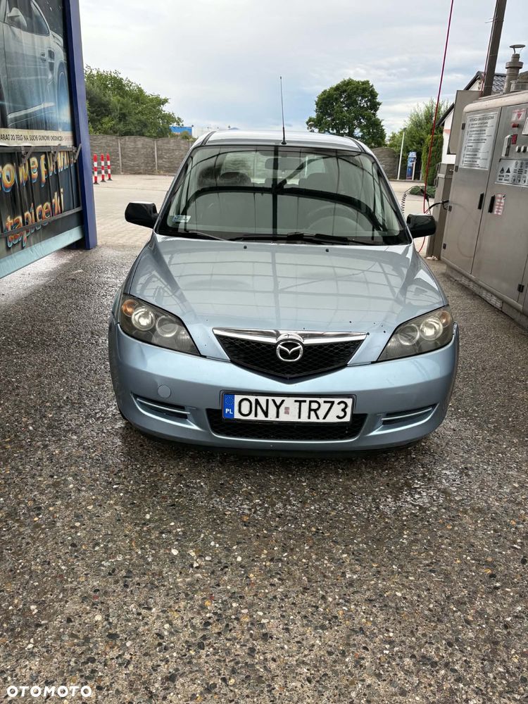 Mazda 2 - 1