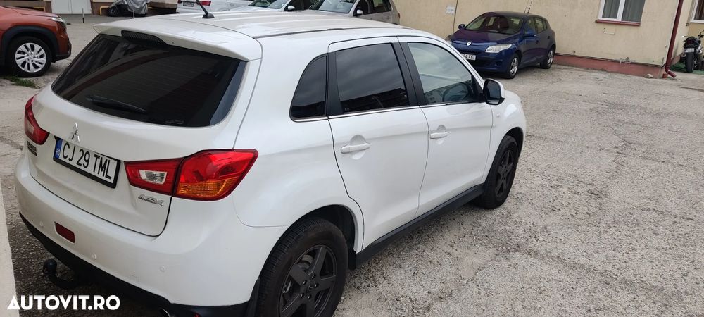 Mitsubishi ASX - 4