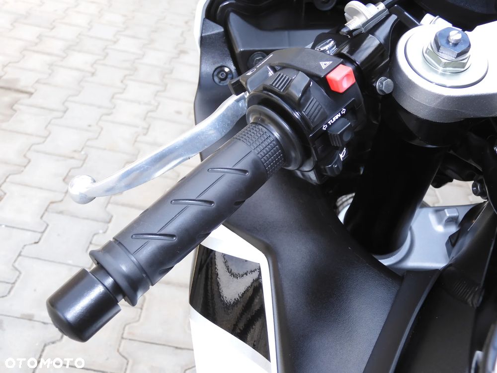 Honda CBR - 26
