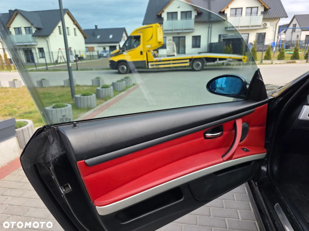 BMW Seria 3 325i - 12