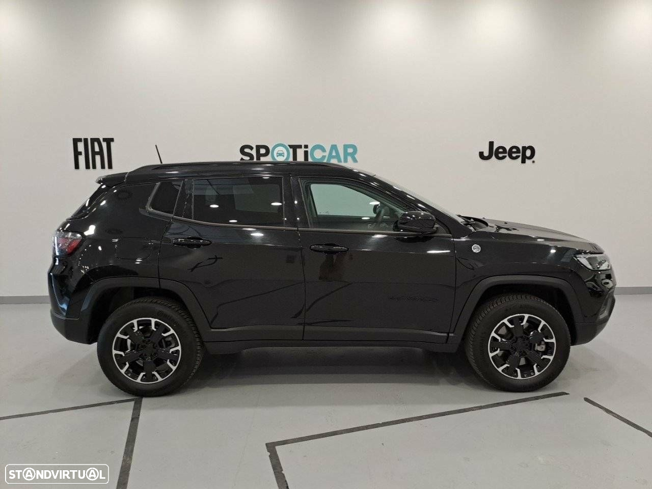 Jeep Compass 1.3 TG 4Xe Trailhawk - 4