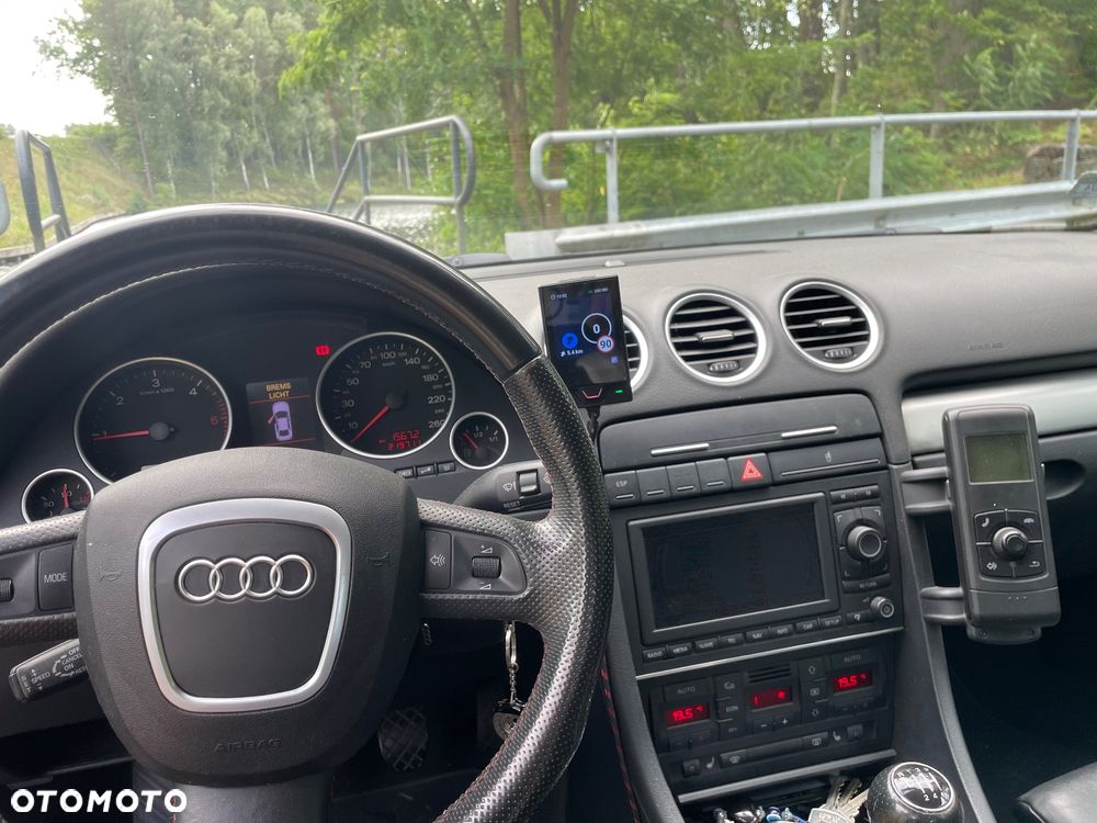 Audi A4 Cabrio - 7