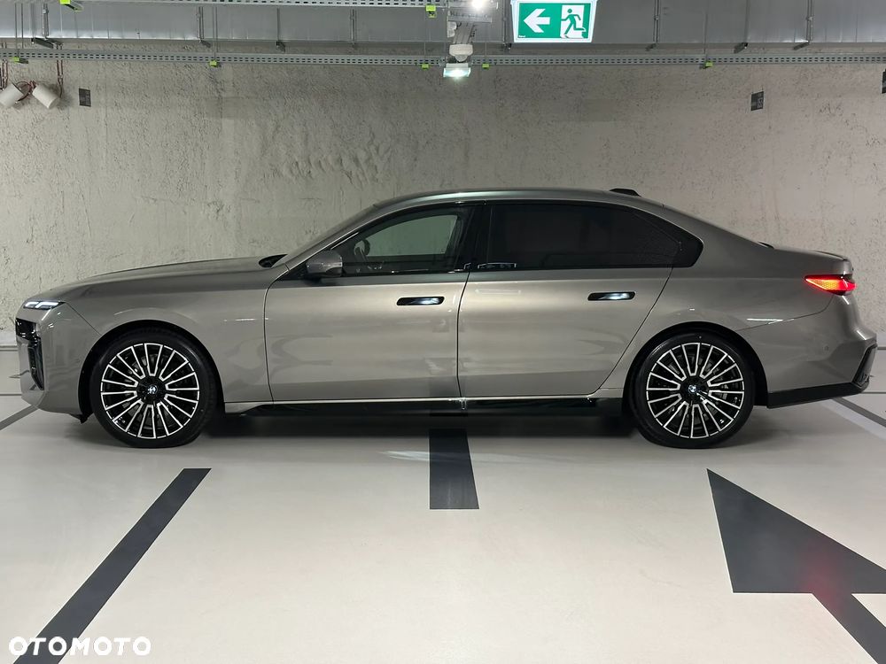 BMW Seria 7 - 6