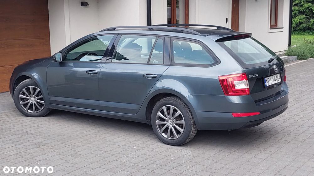 Skoda Octavia 2.0 TDI Ambition DSG - 13