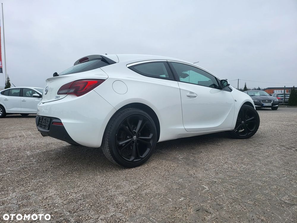 Opel Astra - 8