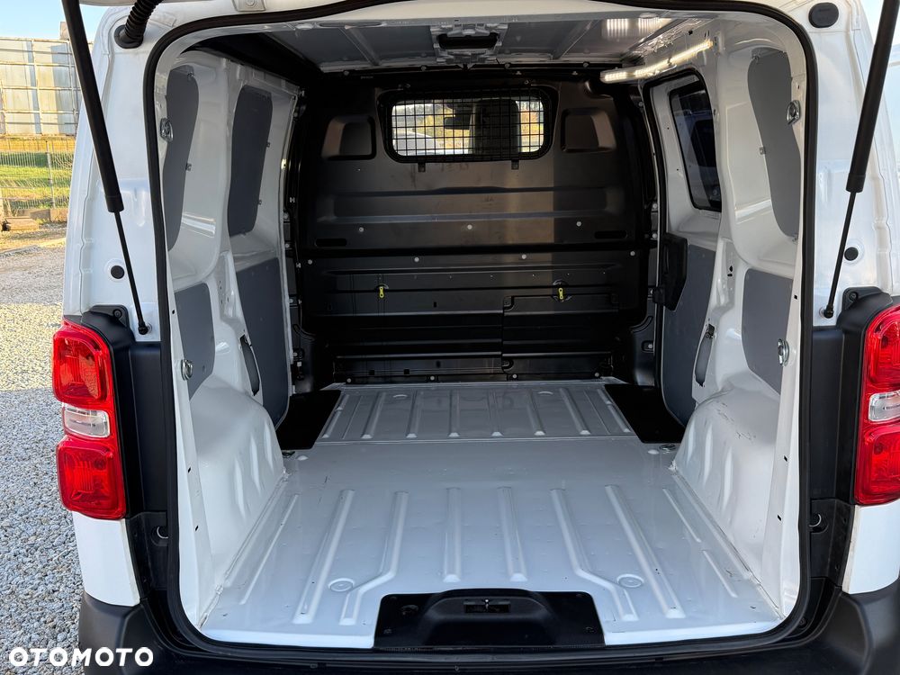 Opel Vivaro/L2/2.0 diesel 150KM/Manual/Klima/HeadUp/Kamera/Navi/PDC/Full opcja - 5