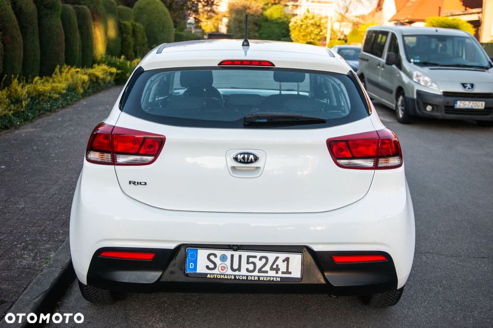 Kia Rio 1.2 Edition 7 - 14