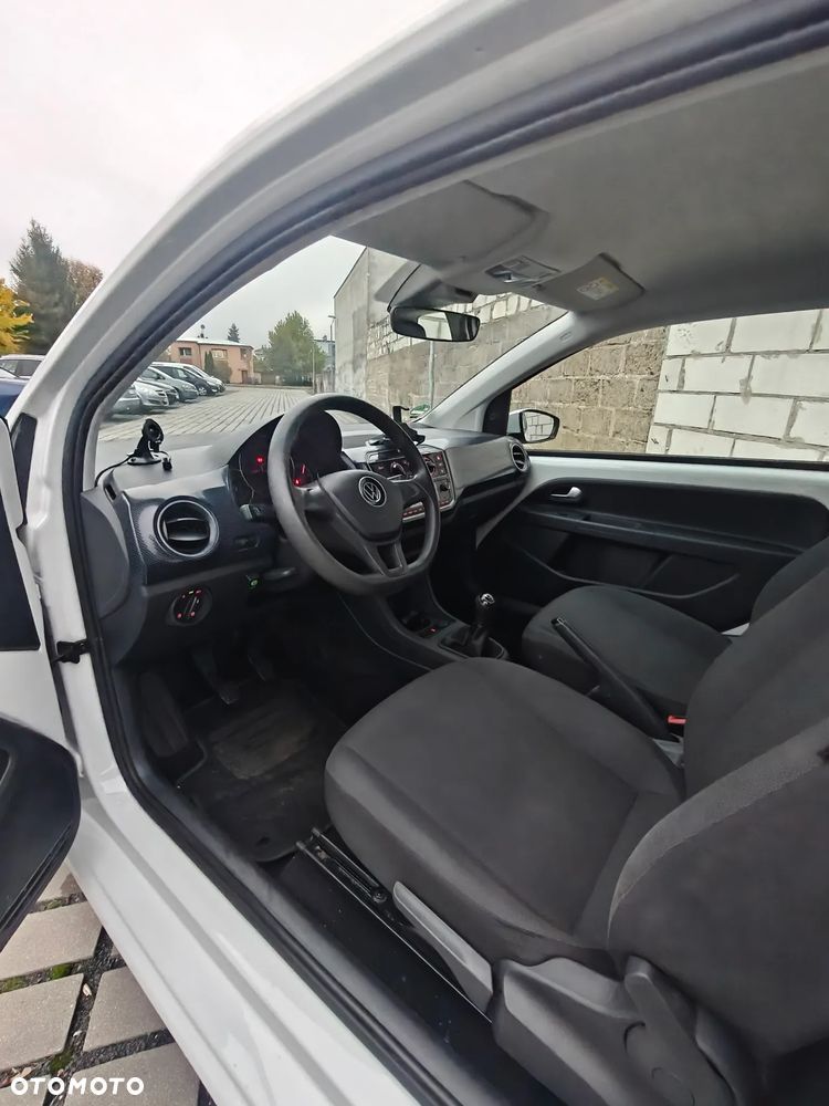 Volkswagen up! - 23