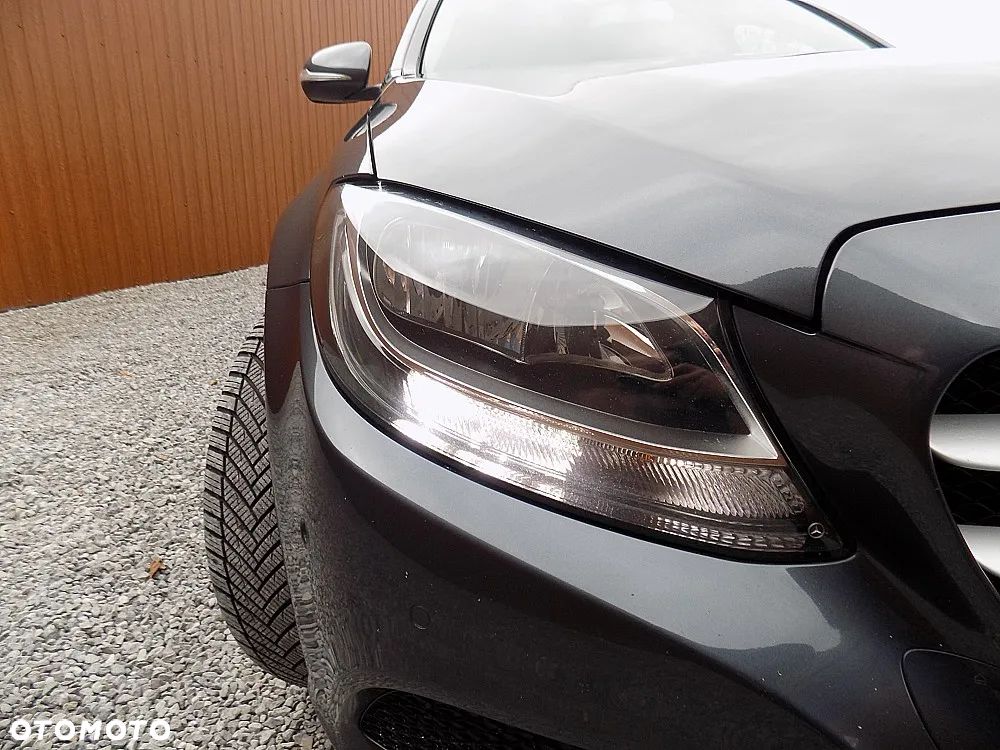 Mercedes-Benz Klasa C 200 (BlueTEC) d T 7G-TRONIC - 24