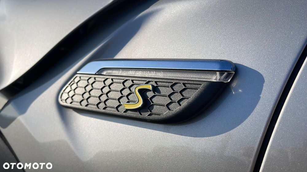 MINI Cooper SE Yours Trim - 19