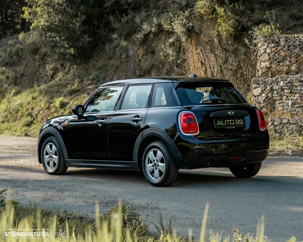 MINI 5 Portas Cooper D - 5