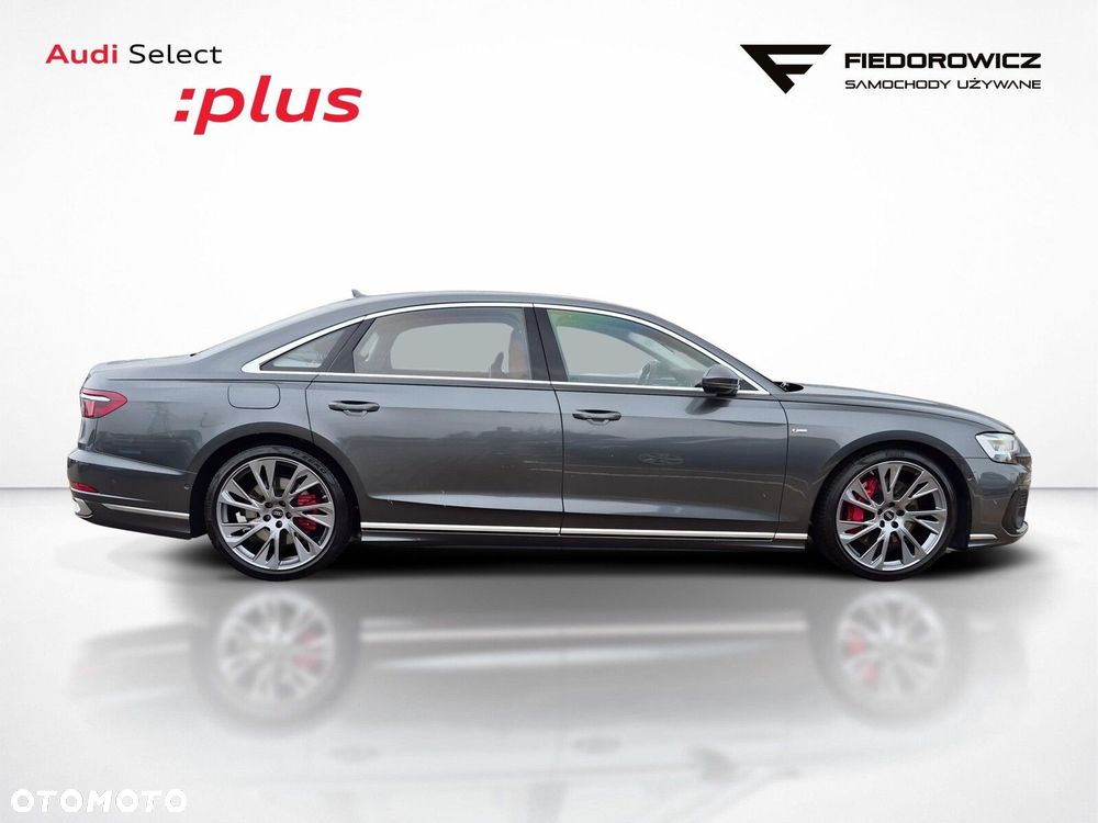 Audi A8 - 7