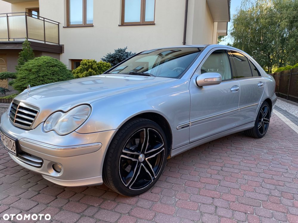 Mercedes-Benz Klasa C 200 CDI Avantgarde DPF - 3