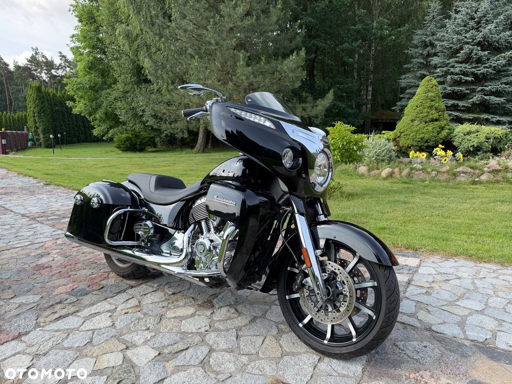 Indian Roadmaster - 35