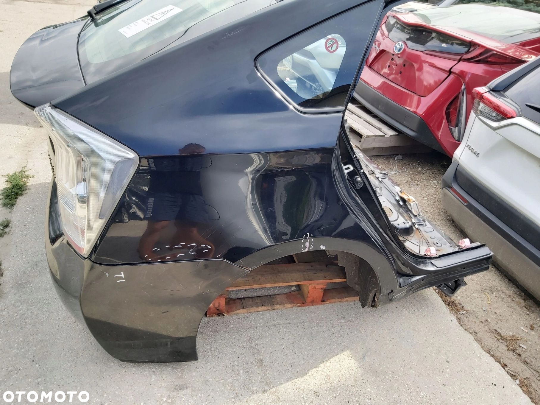 Toyota Prius III kompletny tył zderzak klapa lampa błotnik pas tylny wanna - 3