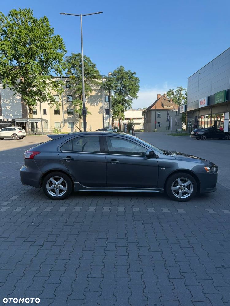 Mitsubishi Lancer 1.8 Intense - 7