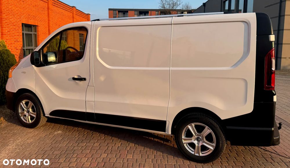Renault TRAFIC - 38