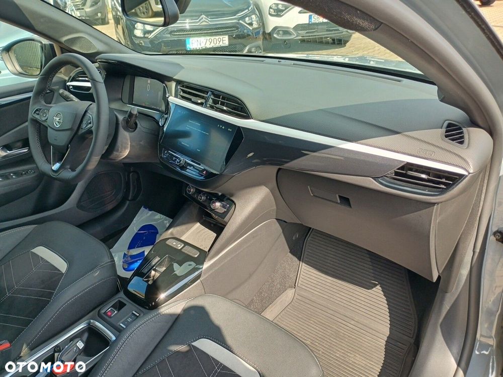 Opel Corsa - 16