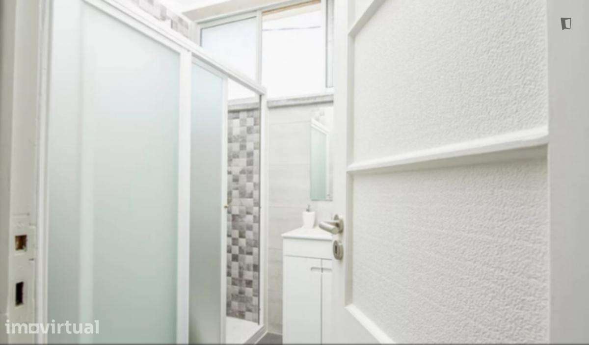 Quarto - localizado em Carcavelos Lisbon - Grande imagem: 2/11