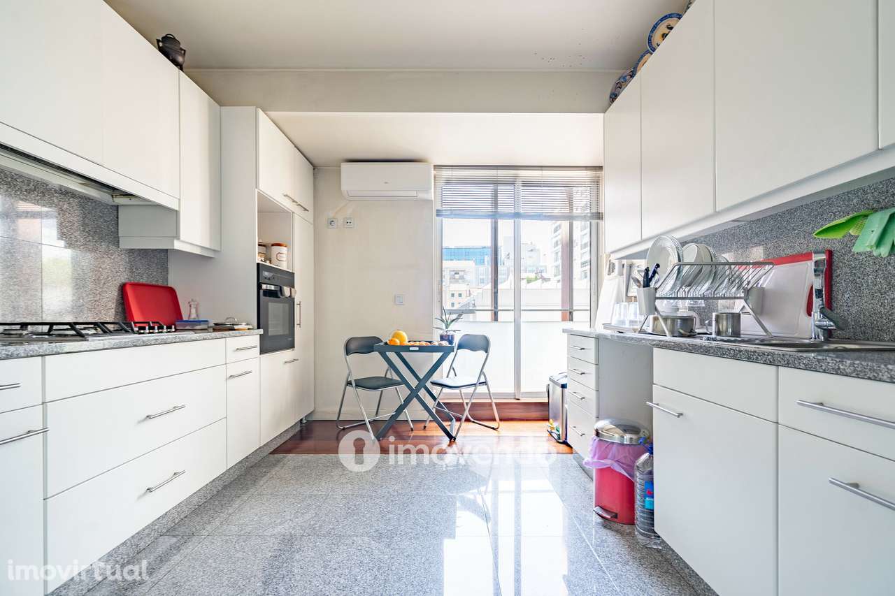 Apartamento T3 premium, com estacionamento, nas Amoreiras, Lisboa - Grande imagem: 3/30