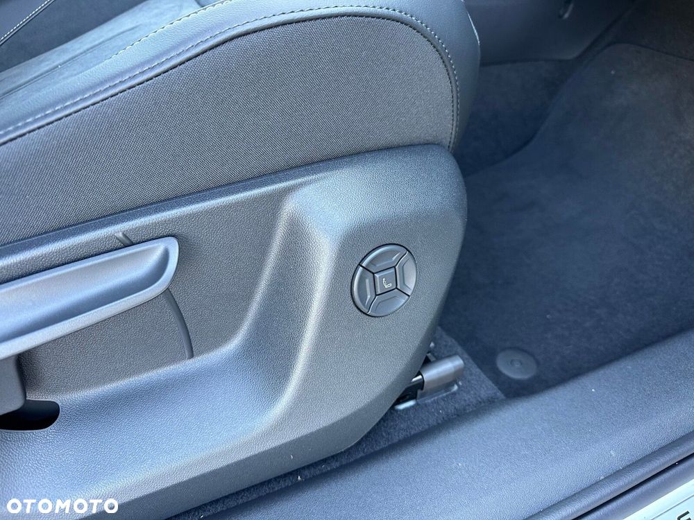 Volkswagen Tiguan - 20