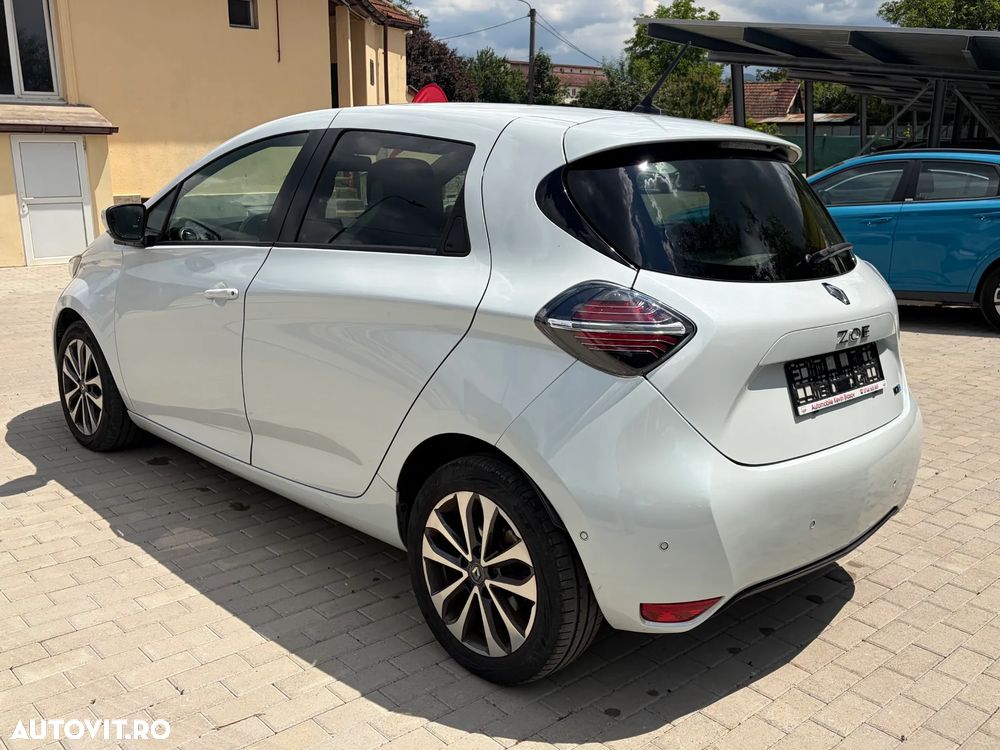 Renault ZOE - 12