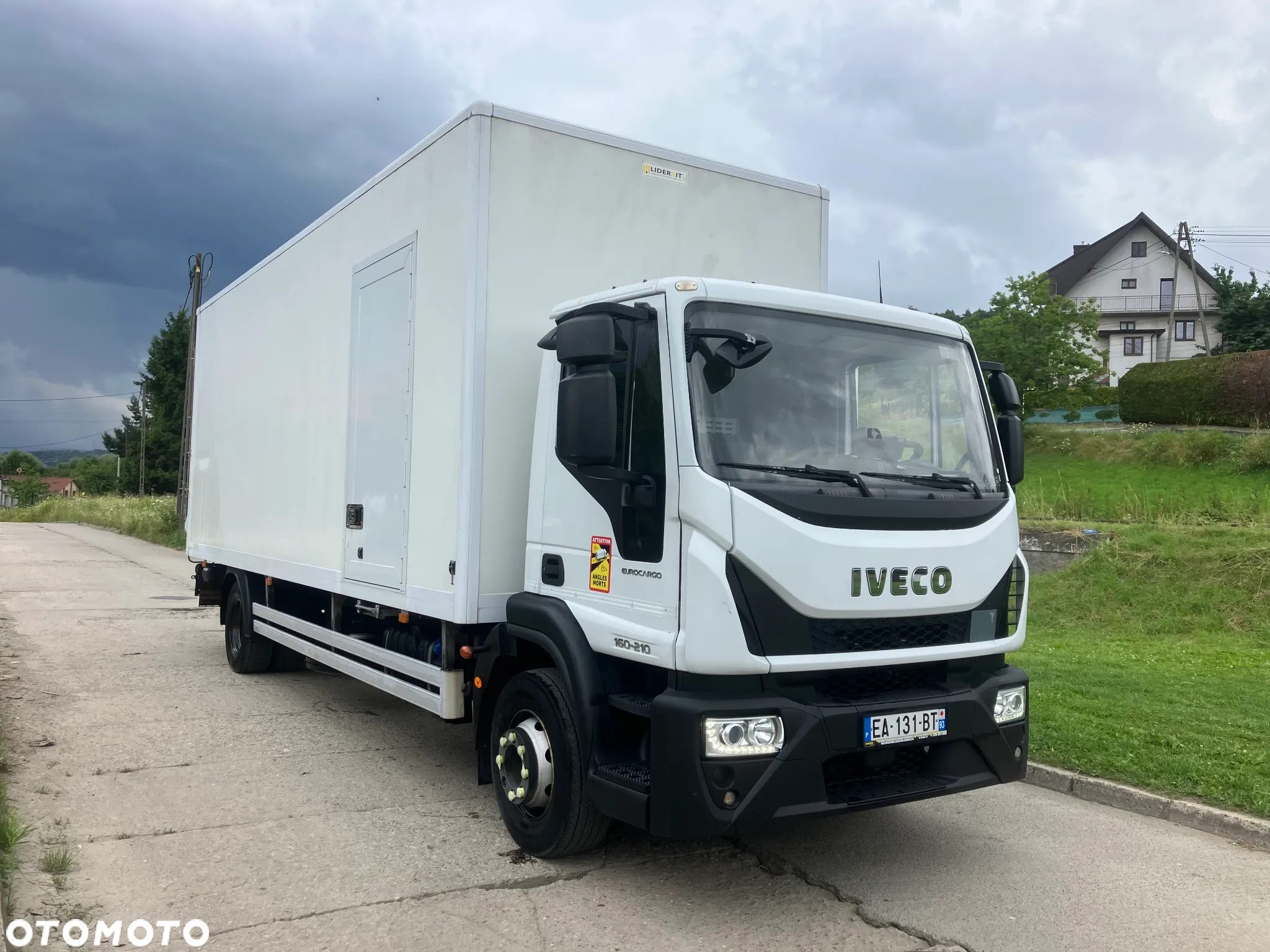 Iveco IVECO 1621  kurierka kontener EURO6 - 2