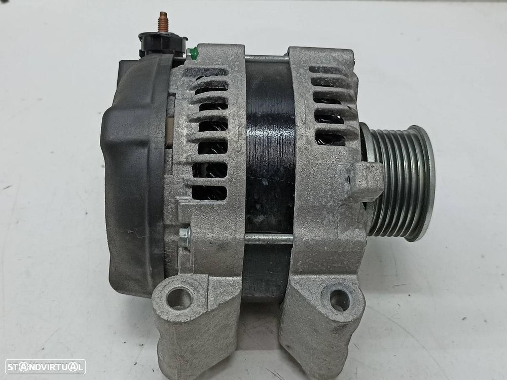 ALTERNADOR TOYOTA AURIS 2008 - 4