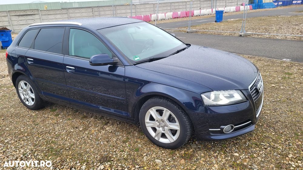 Audi A3 Sportback 2.0 TDI Ambiente - 2