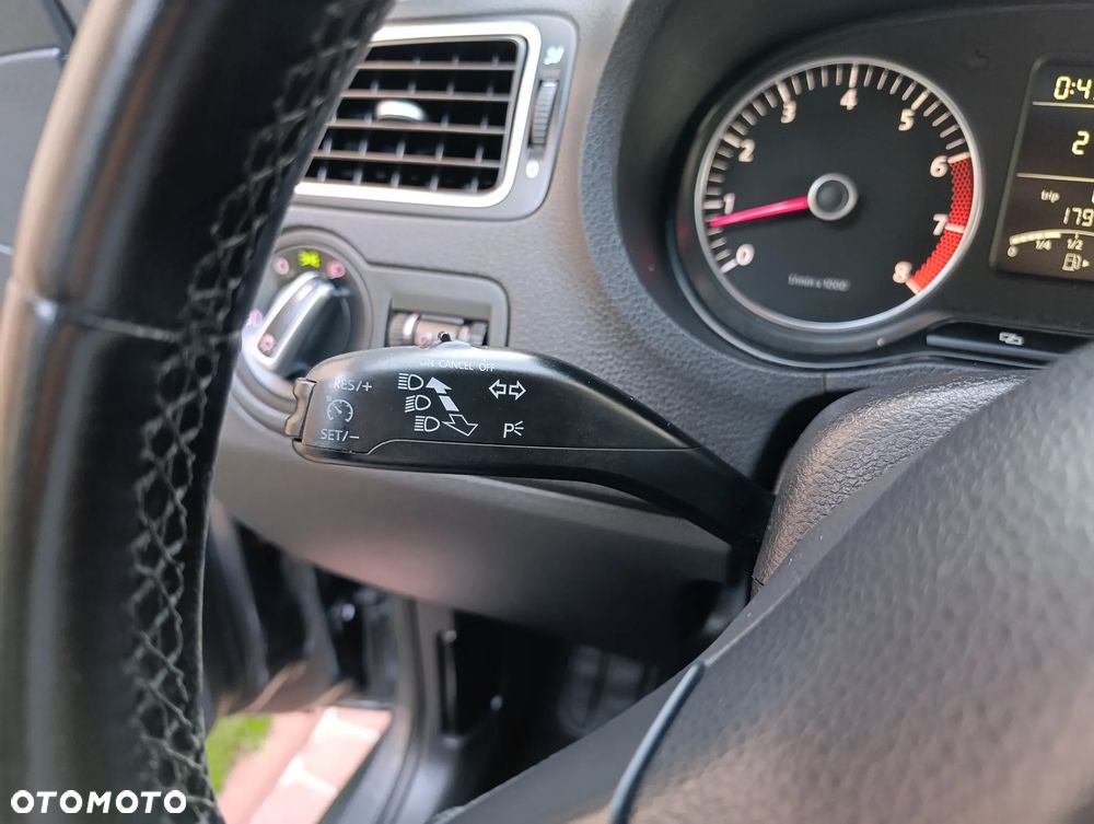 Volkswagen Polo - 23