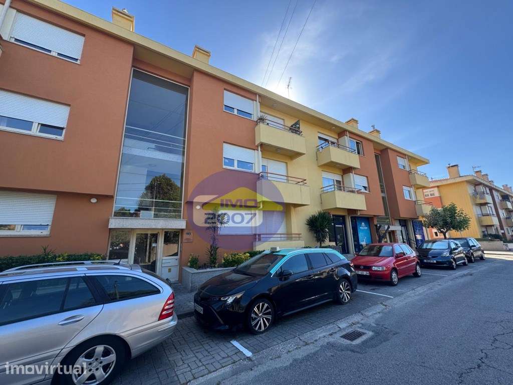 Apartamento T2 em São João de Ver - Grande imagem: 3/23