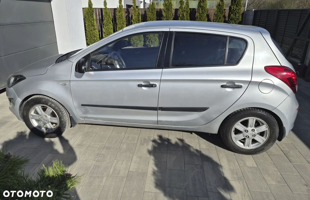 Hyundai i20 1.1 CRDi BlueDrive Comfort - 9